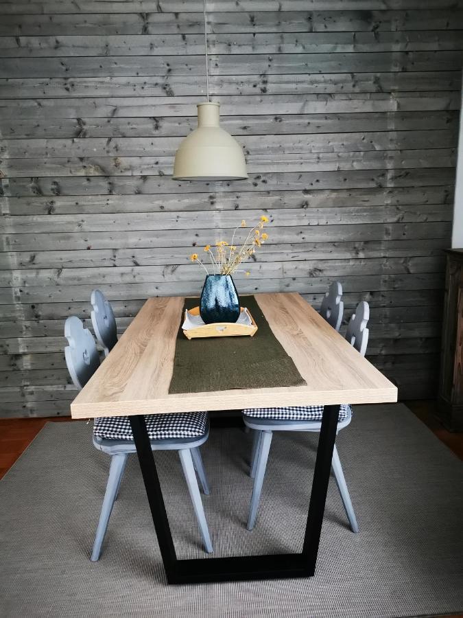 Ludwigslust - Ferienappartement Mit Bergblick شفانغو المظهر الخارجي الصورة